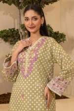 Zellbury Embroidered Lawn 2 Piece Shirt Shalwar in Light Green Color WUS26E20472