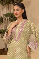 Zellbury Embroidered Lawn 2 Piece Shirt Shalwar in Light Green Color WUS26E20472