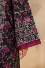 Zellbury Printed Lawn 3 Piece in Black Color WUS26X30425