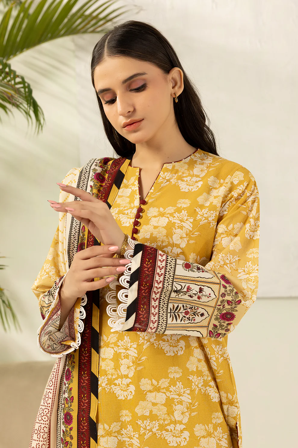 WUS26X30623_1 Zellbury Printed Lawn 3 Piece in Yellow Color WUS26X30623