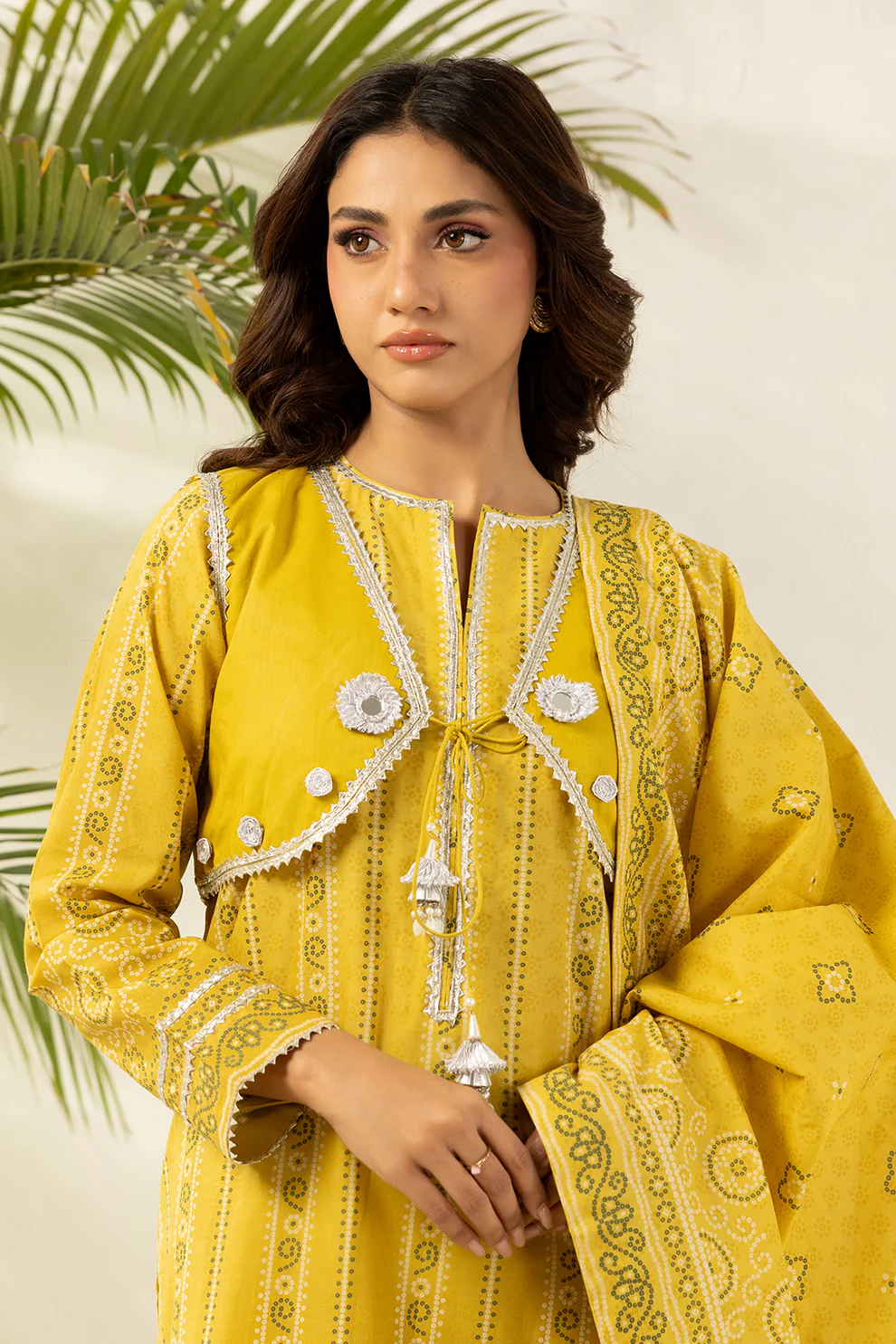 WUS26X30481_4 Printed Lawn 3 Piece in Yellow Color WUS26X30481