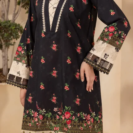 Printed Lawn 3 Piece in Black Color WUS26X30698