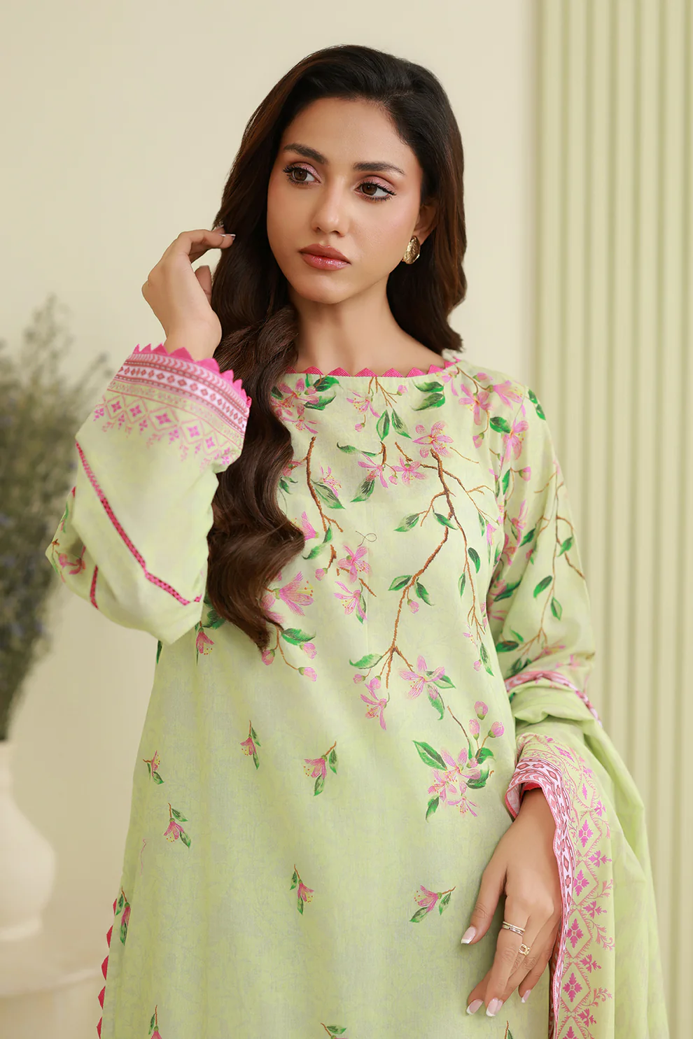 WUS26X30884_6 Printed Lawn 3 Piece in Pista Color WUS26X30884