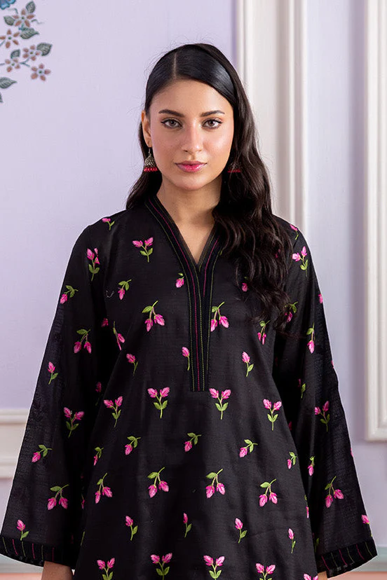 WUS26E21207_2 Embroidered Lawn 2 Piece in Black Color WUS26E21207