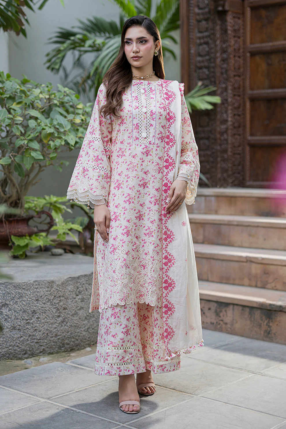 WUS26E34096_3 Embroidered Cotton Chikankari 3 Piece in Pink Color WUS26E34096