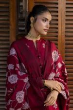Dyed Jaquard 3 Piece WUS26X30855