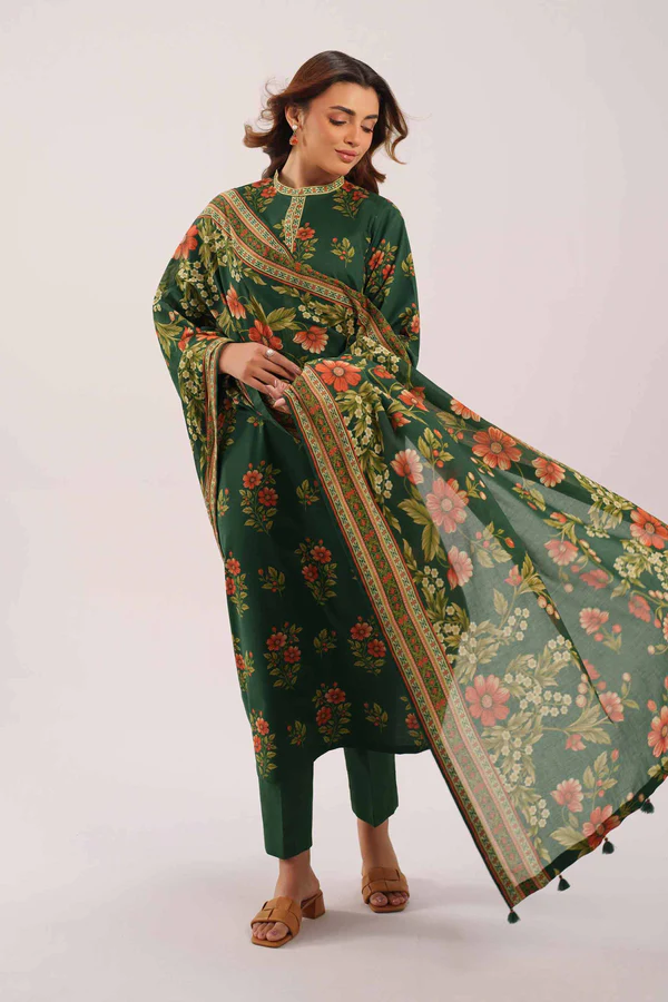 Printed Lawn 3 Piece in Green Color 42601132