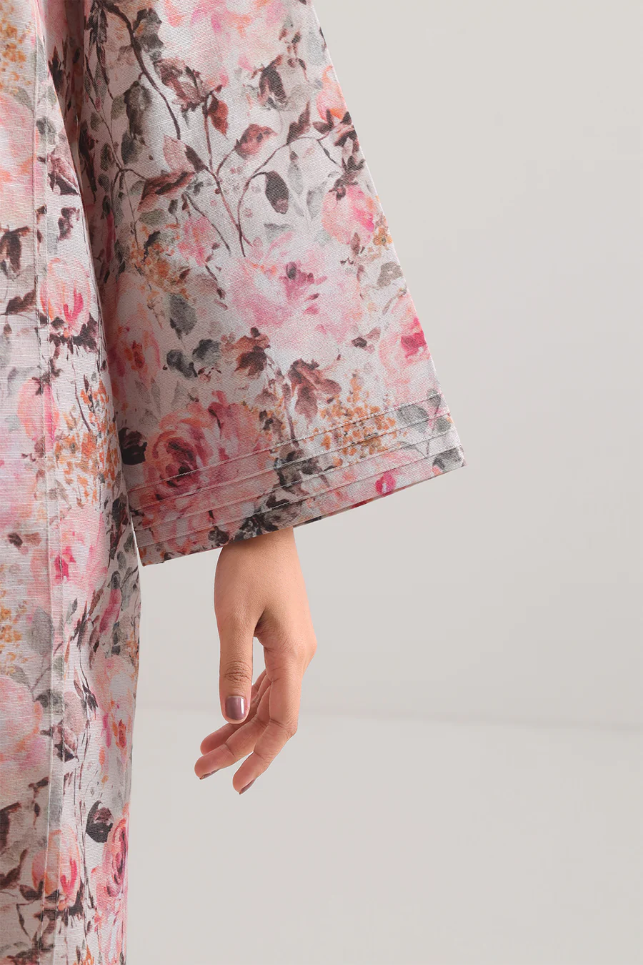 Printed Lawn 2 Piece in Pink Color - Image 6