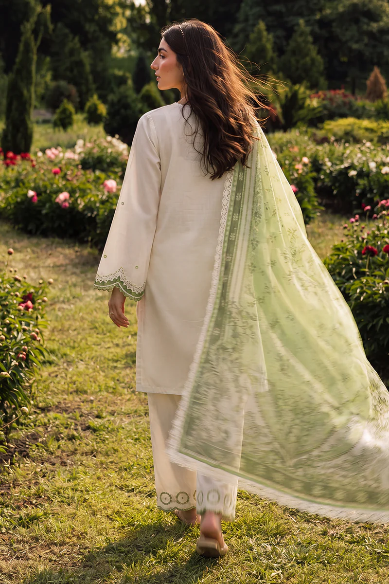 Chikankari Embroidered Cotton 3 Piece WUC26E34049