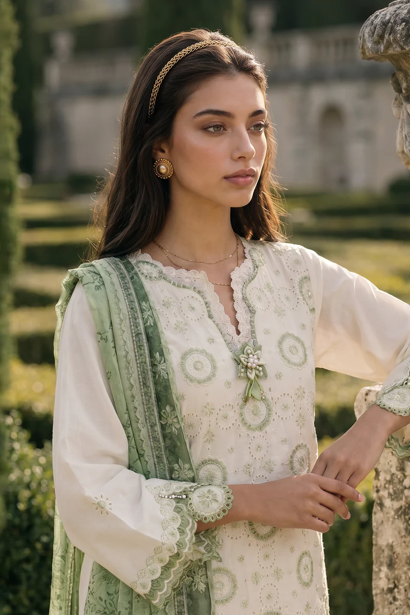 Chikankari Embroidered Cotton 3 Piece WUC26E34049
