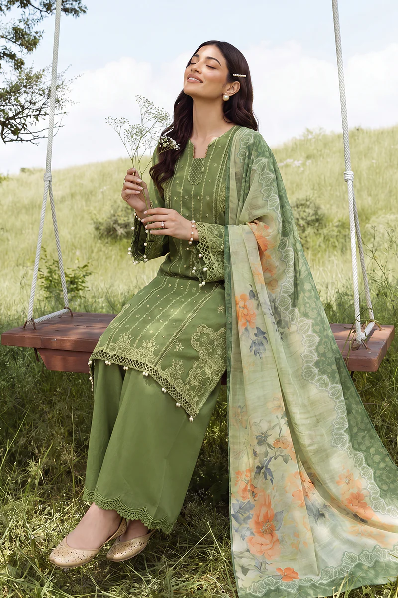 Chikankari Embroidred Cotton 3 Piece WUS26E34090