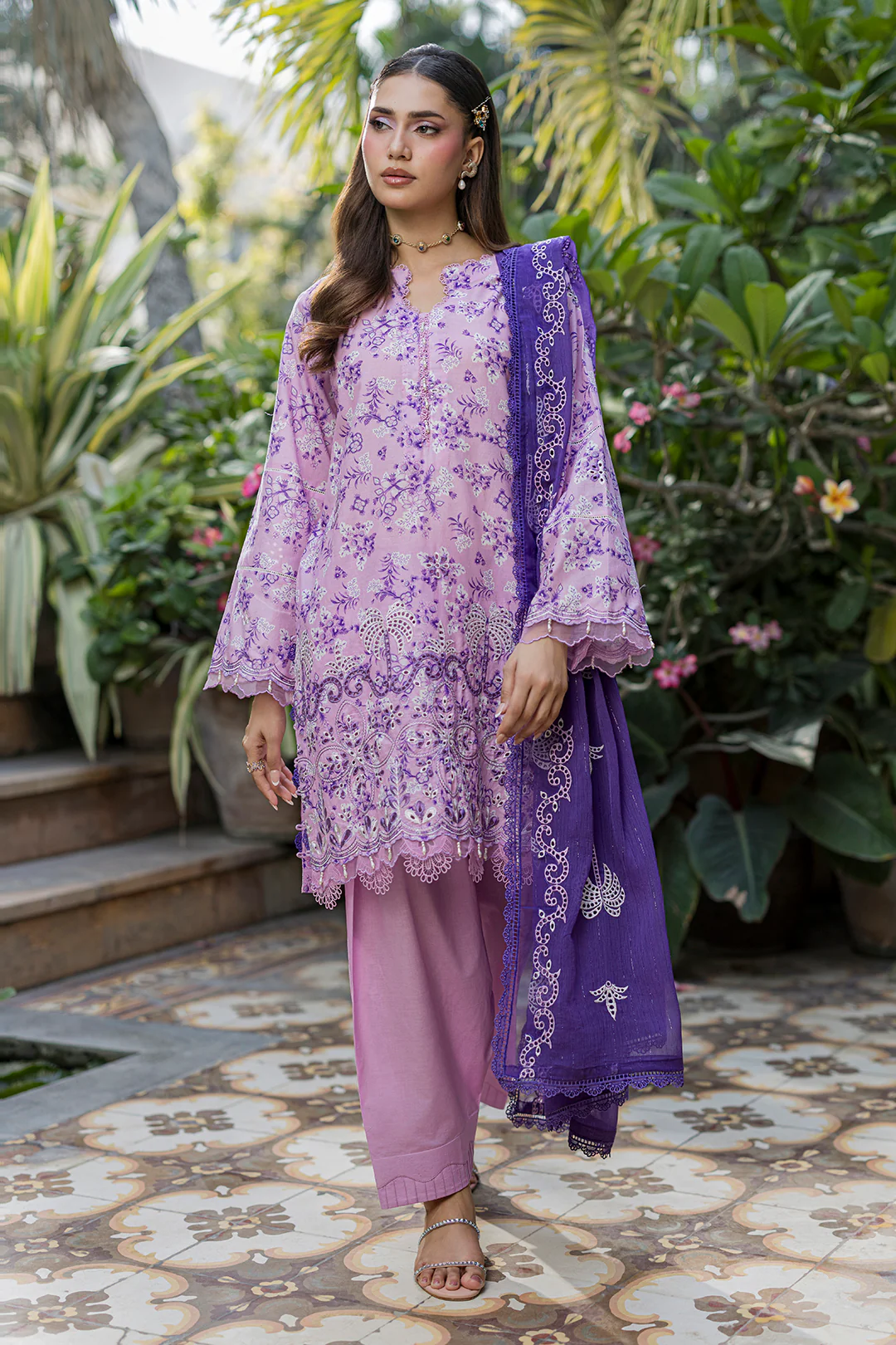 Chikankari Embroidered Cotton 3 Piece WUS26E34093