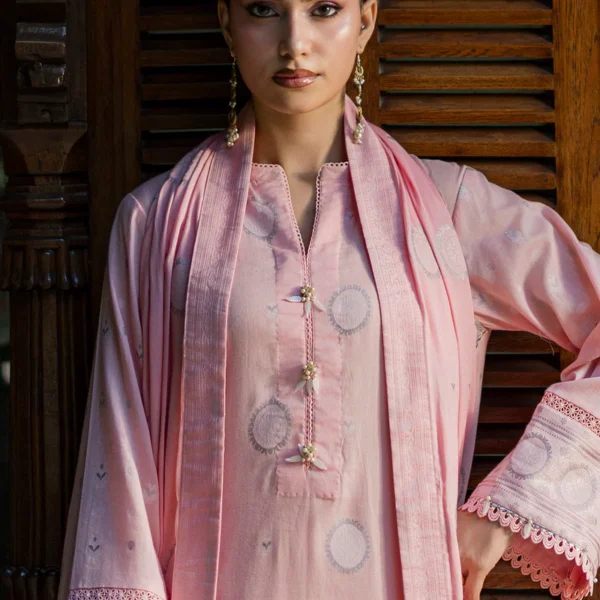 Dyed Jaquard 3 Piece in Tea Pink Color