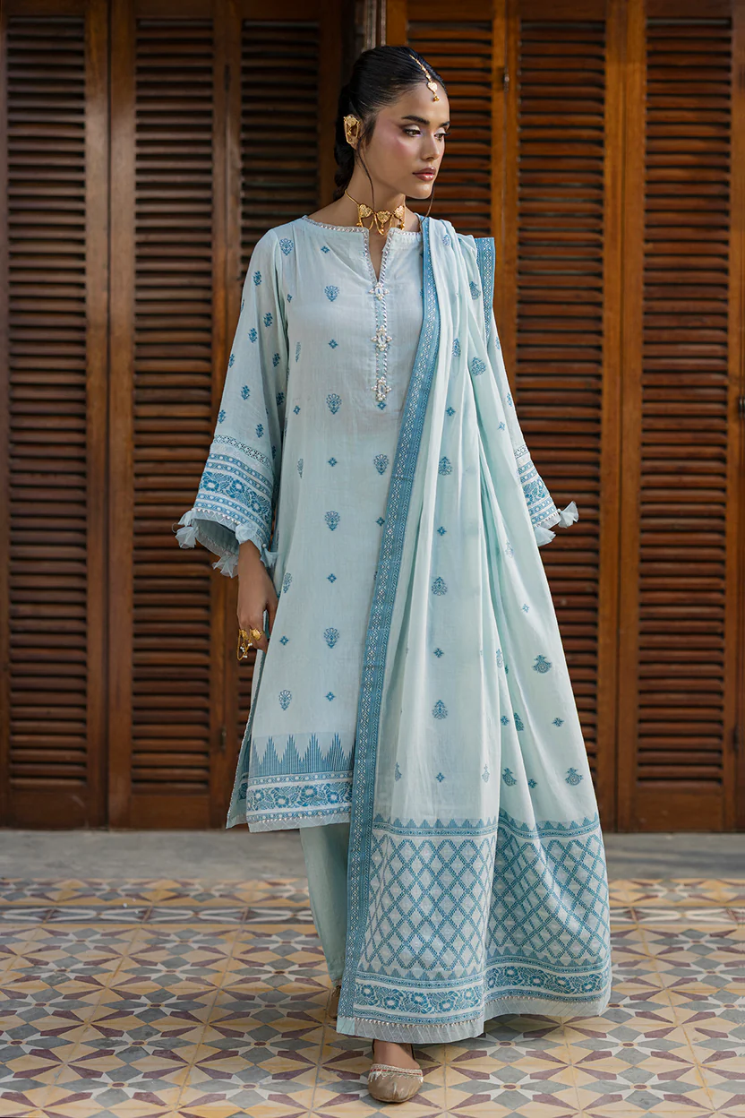 Dyed Jaquard 3 Piece in Sky Blue Color - Image 7