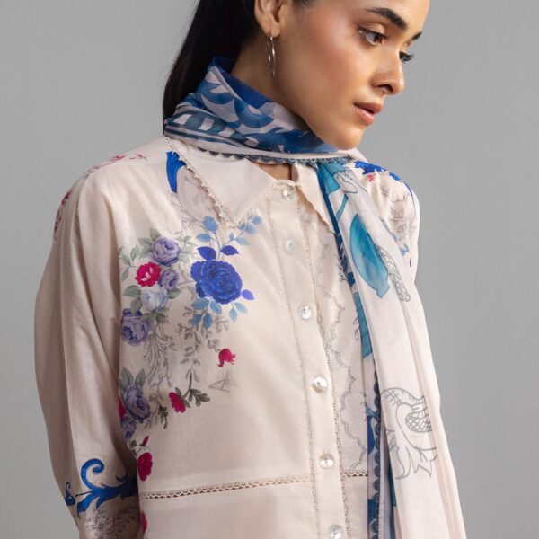 Coco Prints in Off White Color S26C2P09A